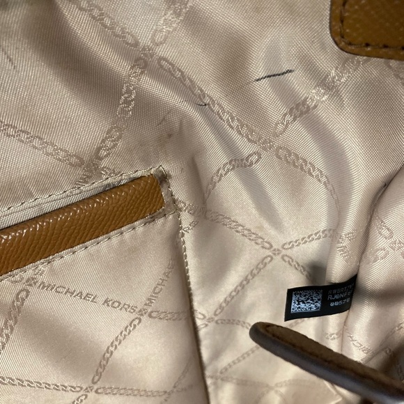 Michael Kors Tan Leather Tote  shoulderBag - Picture 7 of 10